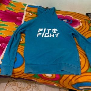 Judy size is a medium brand name is Max Color is Blue green mix